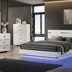 Brand New White 4pc Queen Bedroom Set (Available In California & Eastern King)