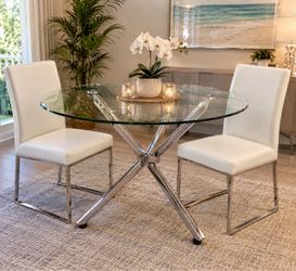 Mesa de comedor de vidrio + 2 sillas blancas – 46 pulgadas  Modern Round Glass Dining Table + 2 White Chairs – 46”