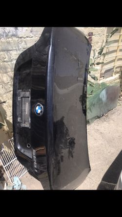 Bmw 528i - 535i trunk Lid