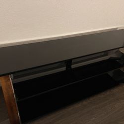 TV Stand 65”