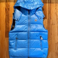 Moncler Vest (S, M, L, XL)