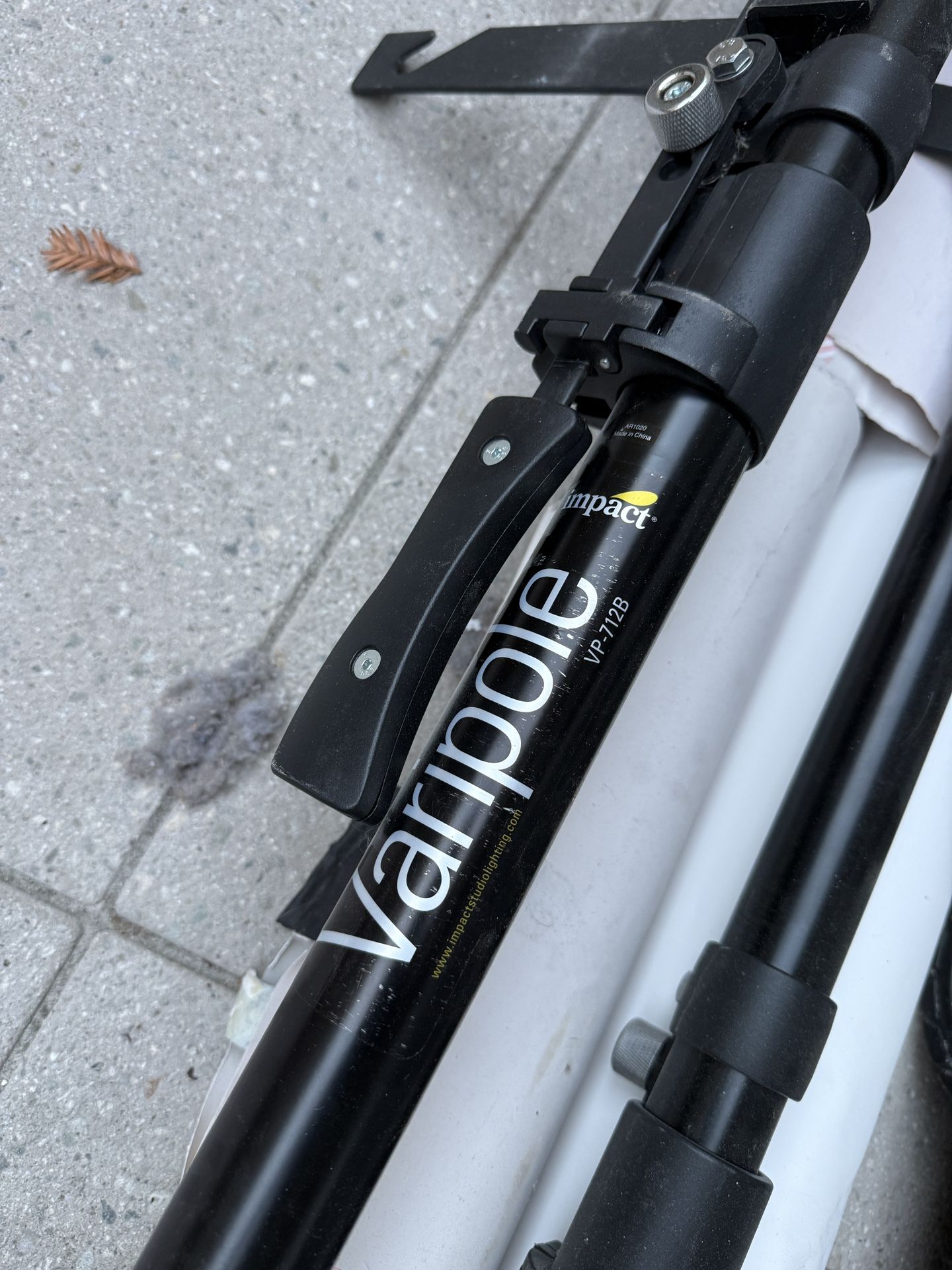 Impact Varipole Backdrop Support