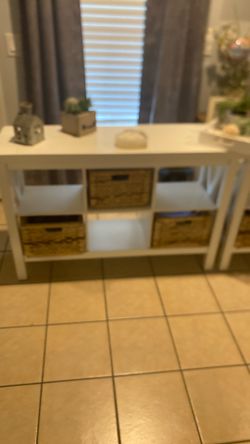 2 Tables
