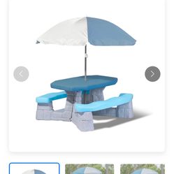 Kids Picnic Table With Umbrella Step2