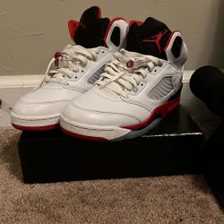 Jordan 5 Fire Red Size 10.5