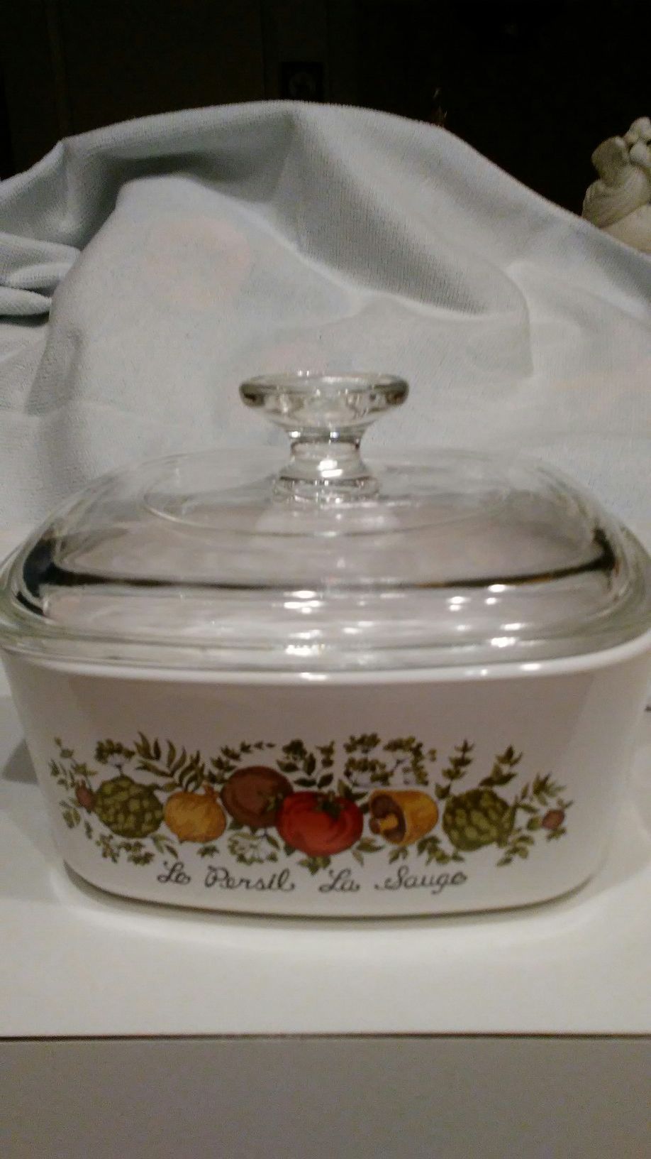 Vintage Corningware/ Pyrex 1.5qt Casserole