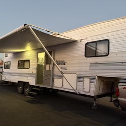 2000 Thor Motorcoach Wanderer 