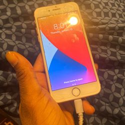 iPhone 7 Brand New Unlocked 
