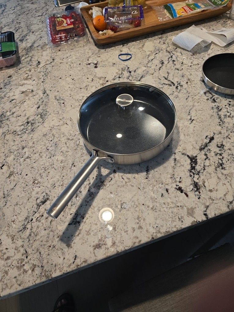 11 Inch Non Stick Pan With Cover