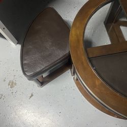 coffee table with 4 small chairs 