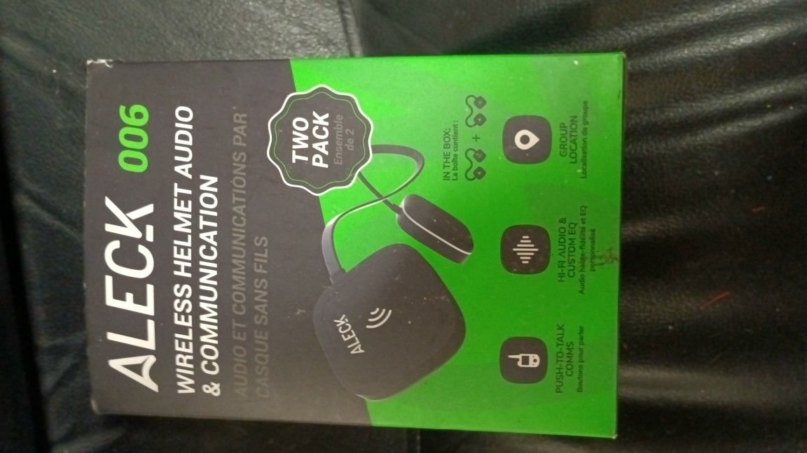 Wireless Helmet Communicators 2 Pack