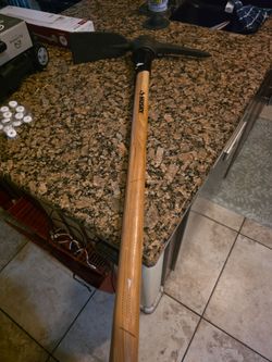 Pick axe
