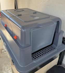 Cat Litter Box