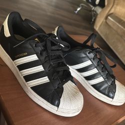 Adidas superstar size 6