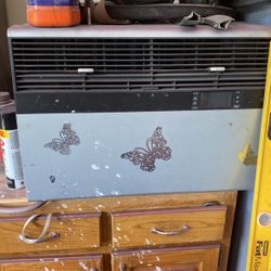 AC window unit combo hot and cold