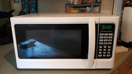 1000 watt "Hamilton Beach" microwave
