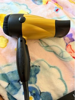 Blow dryer