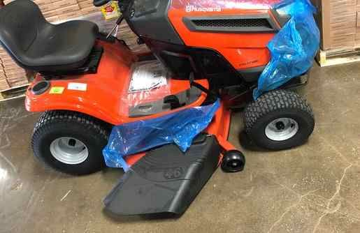 Brand New Husqvarna YTH18542 18.5-HP Hydrostatic 42-in Riding Lawn Mower with Mulching Capability AQ MM