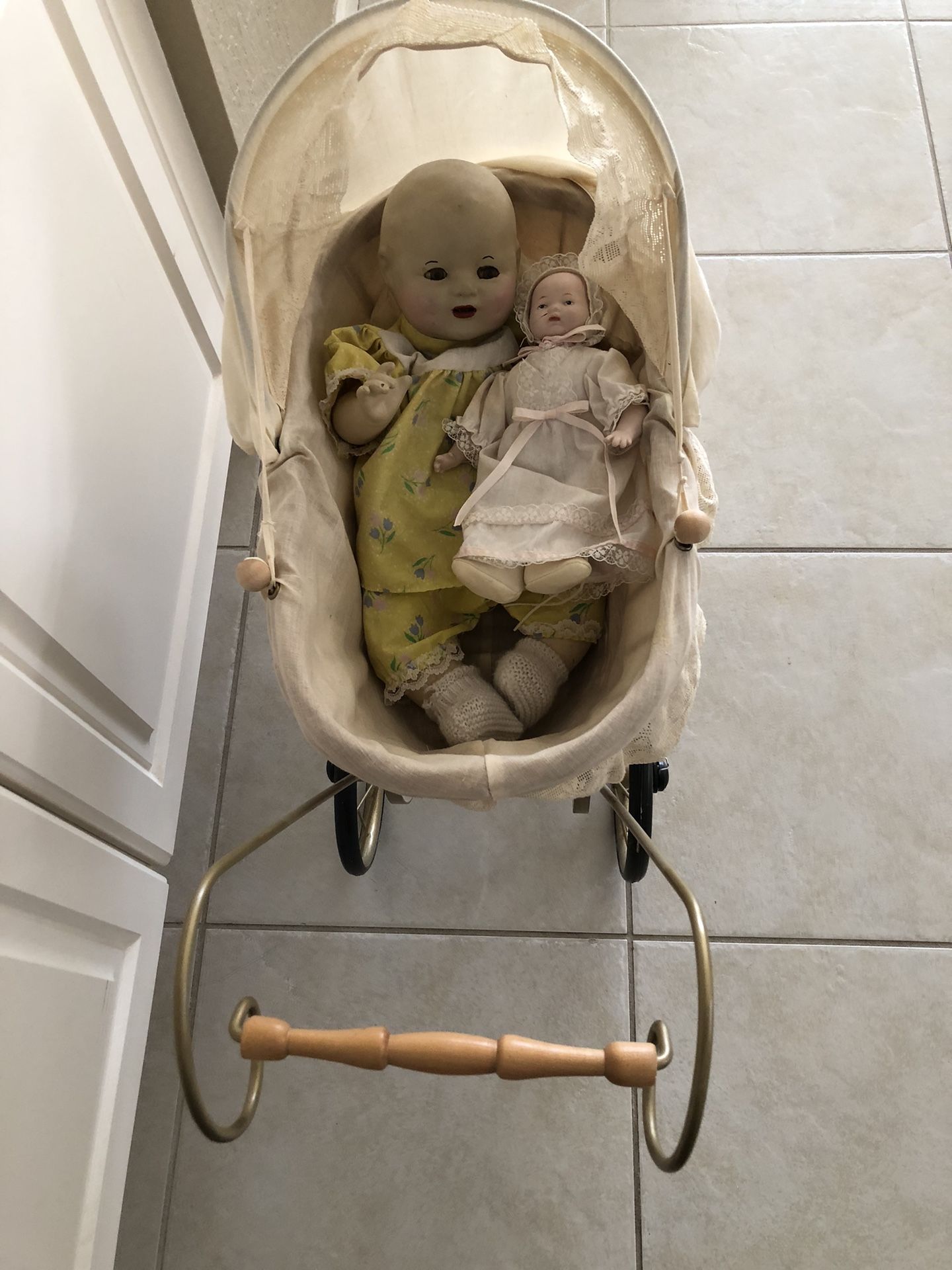 Vintage Baby Dolls & Vintage Buggy from 50’s
