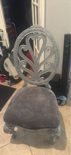Large vanity chair 77407