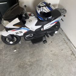 Costzon Kids Ride On Motorcycle, 12V Electric Battery Powered Ride On Bike w/Training Wheels, LED Li