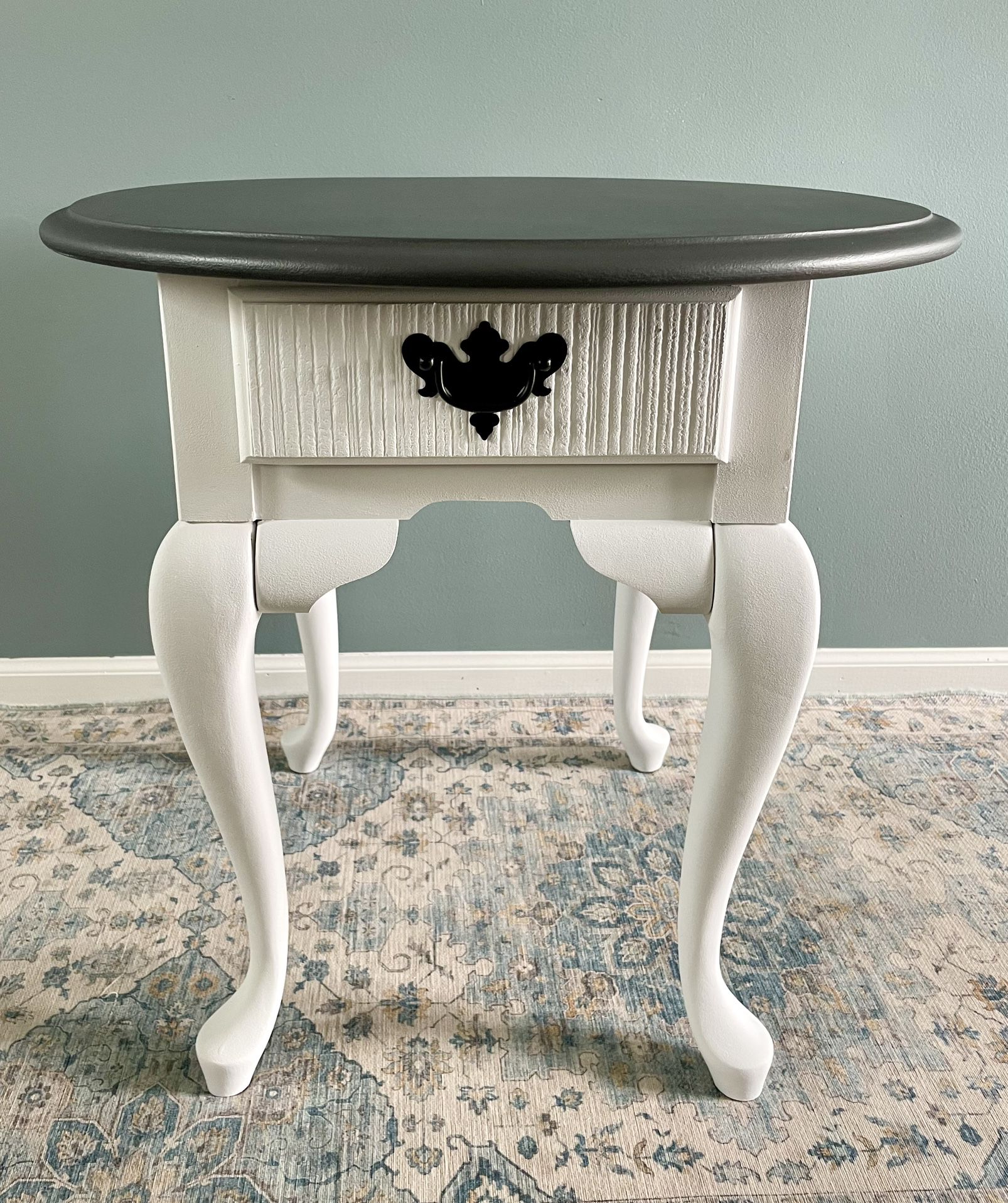 Gorgeous Side Tables (2)