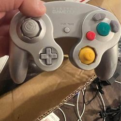 NINTENDO GAMECUBE PLATINUM CONTROLLER $65 SAME DAY SHIPPING 