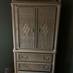 Wicker Twin Bedroom Set.