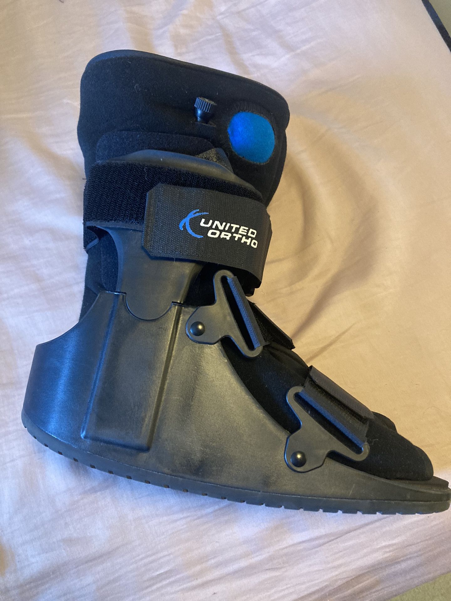 United Ortho Fracture Boot