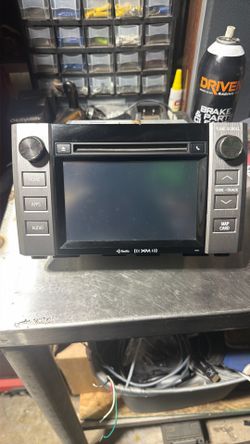 Oem Toyota tundra radio navigation satellite radio cd player.