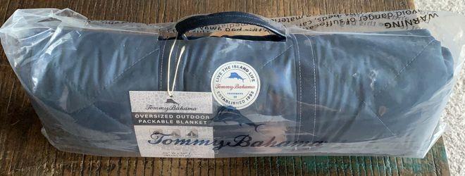Tommy Bahama Outdoor Blanket