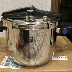8qt KOBACH  Pressure Cooker 🔺please  see all pictures 🙏