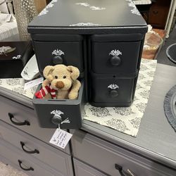 Singer Sewing Machine 4 Drawer Mini Cabinet 