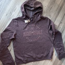 Aeropostale Women’s Hoodie! (Size M)