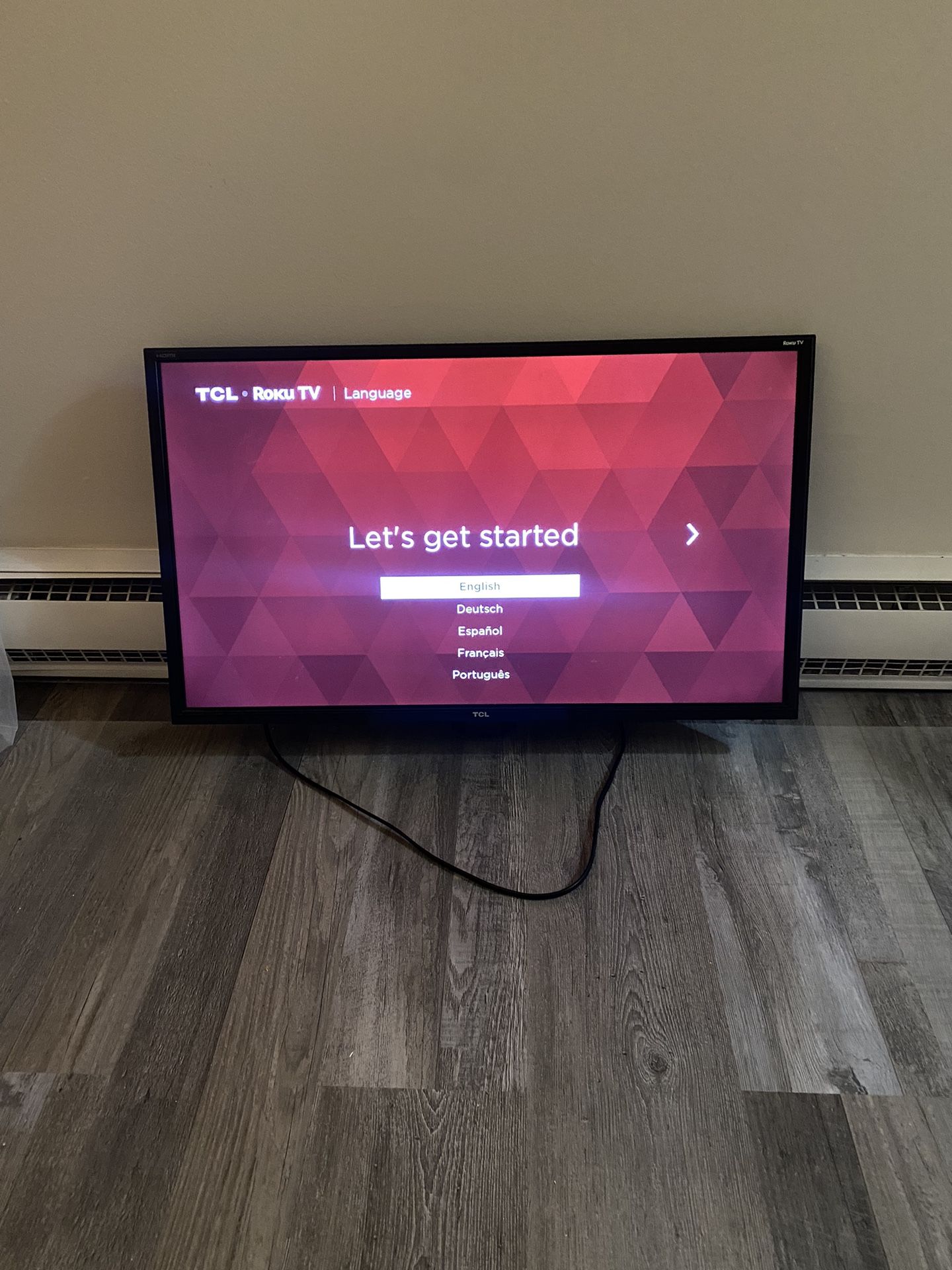 32” TCL Roku tv 