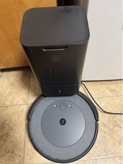 iRobot® is Roomba® i3+ EVO (3550) Wi-Fi® Connected Self-Emptying Robot Vacuum