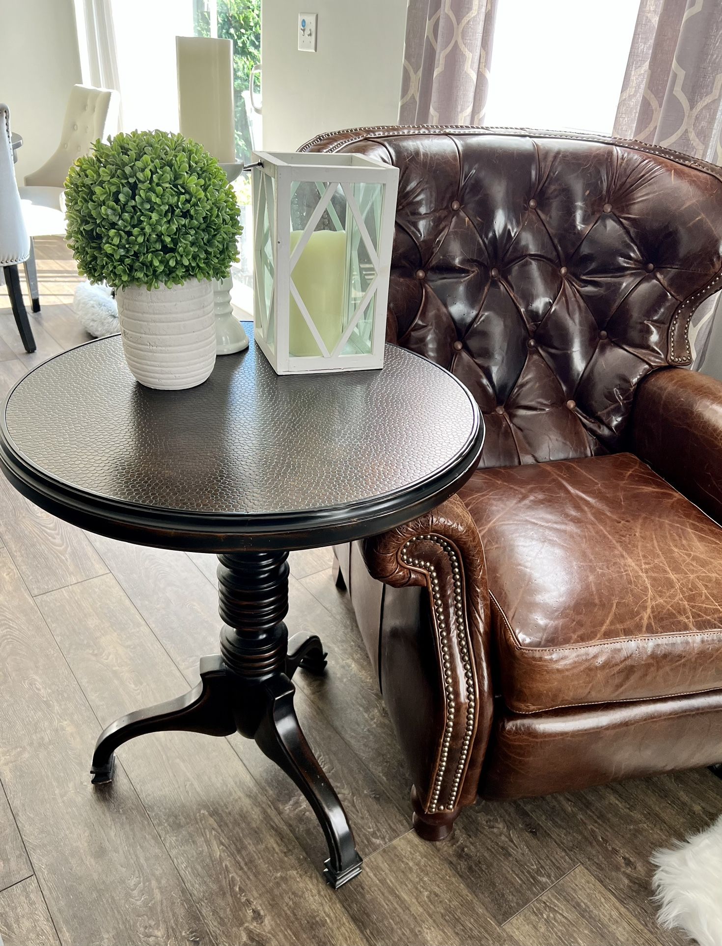 Walter E Smithe Hooker Pedestal End Table
