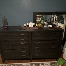 Bedroom Set