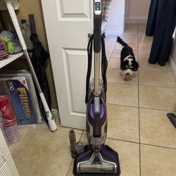 Bissel Vacuum/floor Cleaner