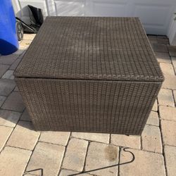Outdoor Wicker Storage Bin Box