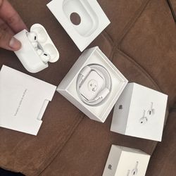 Airpod Pro 2 Got Two Left And Airpod one Airpod  4 (Anc ) New  In Box Hablo Espanol 