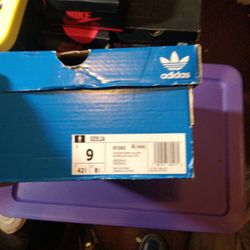 Adidas Size 9.5