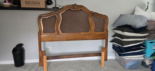 Thomasville queen headboard