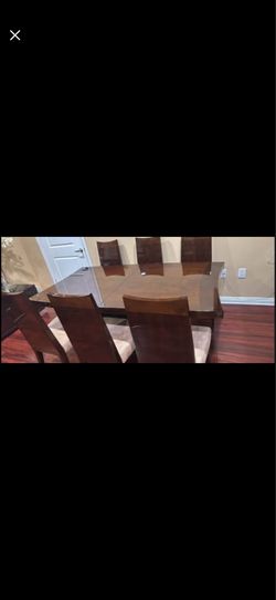 Italian dining table with chairs