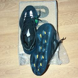 Adidas Yeezy 700 V3 Dark Glow