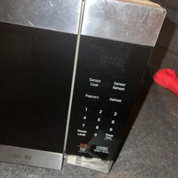 LG Microwave 