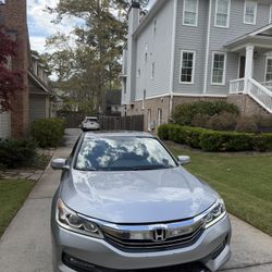 2016 Honda Accord – Clean Title – Excellent Condition