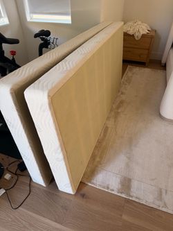 FREE!!!! Saatva King Low Profile Bunkie Boards