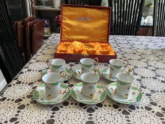Tiger Yedi Inc Fine Porcelain Tea/coffee  Set never used