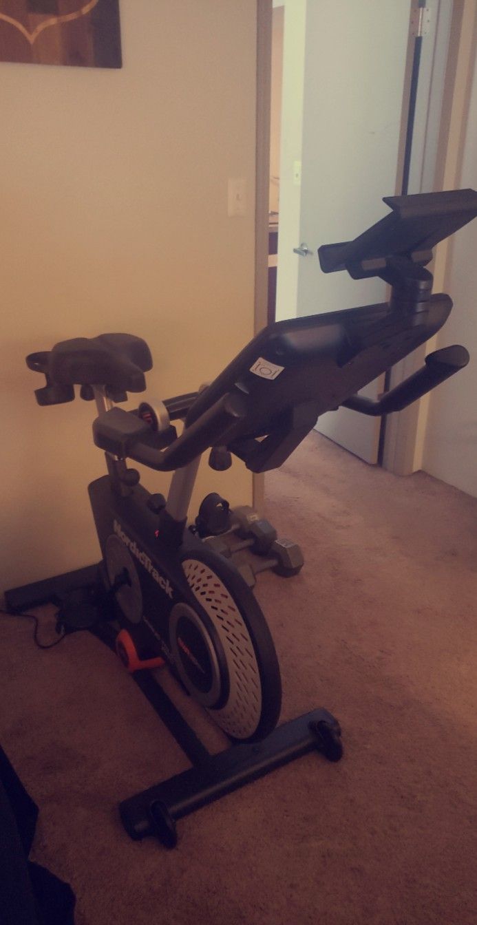 Nordictrack Grand Tour PRO Exercise Bike